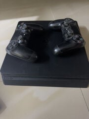 playstation4 with controllers+games