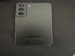 Samsung Galaxy S22 (urgent sale)