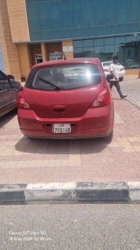 nissan tiida
