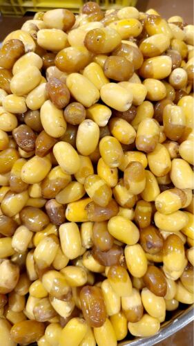 لوز ورطب 