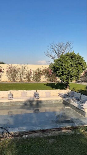 عزبه للبيع 
