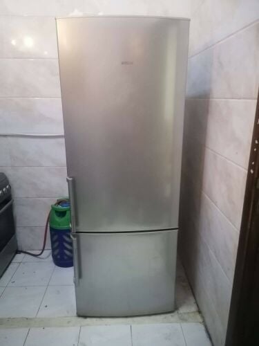 اسطوانه مع منظم وهوز