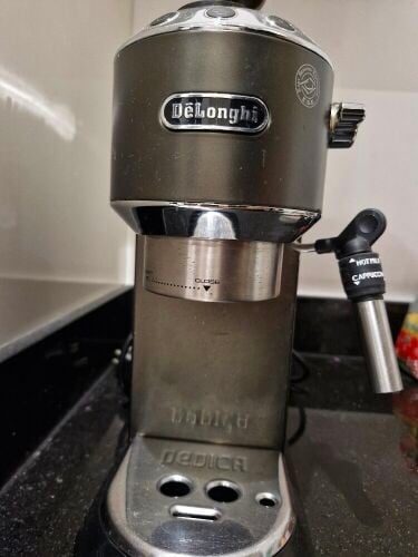 De’Longhi Coffee Machine