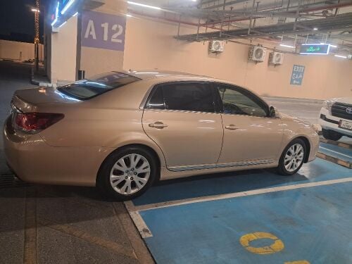 Toyota Avalon 2011