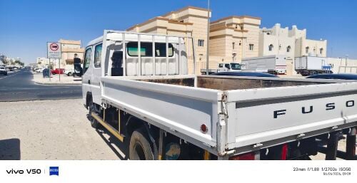 Mitsubishi canter double cabin