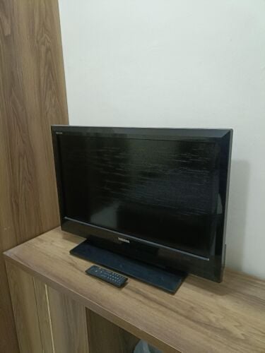 تلفزيون توشيبا ال سي دي 32 بوصه
