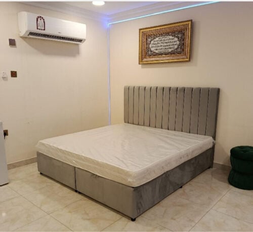 bad ,mattress ,cabinet 