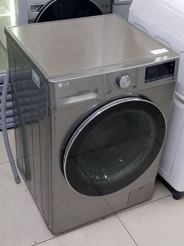 LG 9/6Kg Wash and Dry Machine
