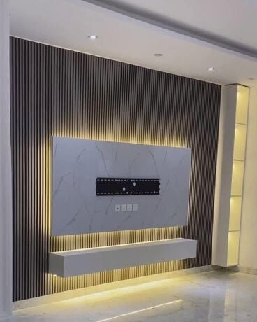 Tv decorations 