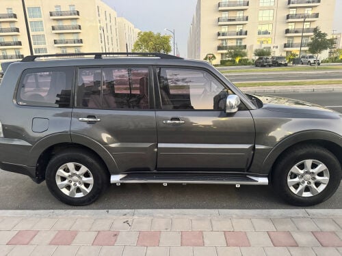 Mitsubishi Pajero 2016