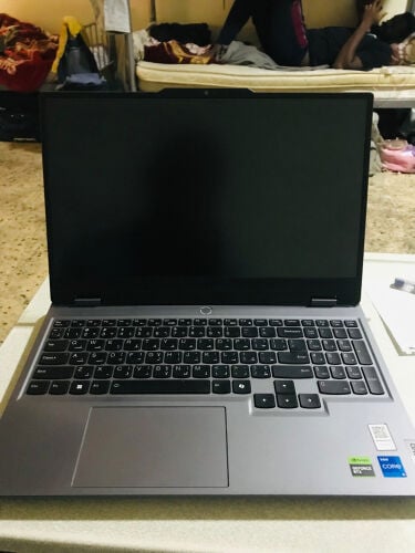 لابتوب لينوفا لوك 
