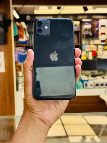 iPhone 11
