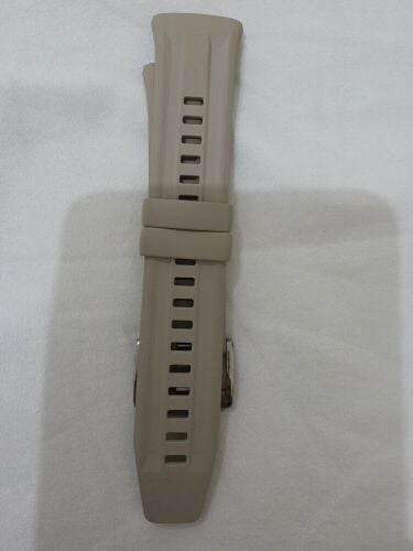 different straps