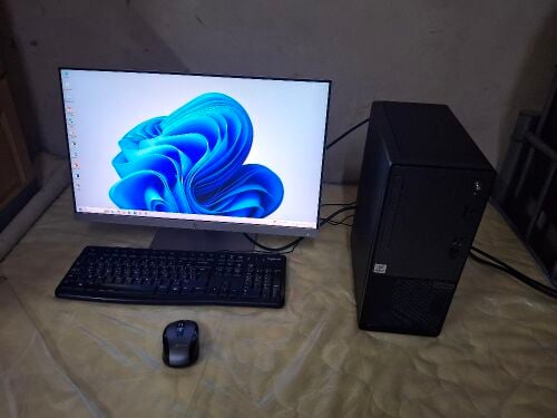 CORE  i7 10 GEN 16 GB 256 SSD1TB