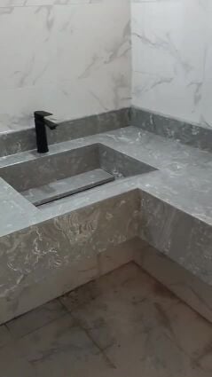 تركيب البلاط