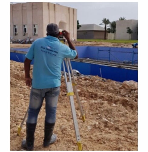 summing pool technician