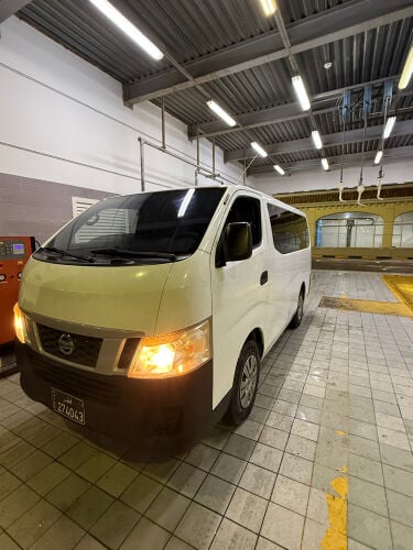 nissan urban automatic gear