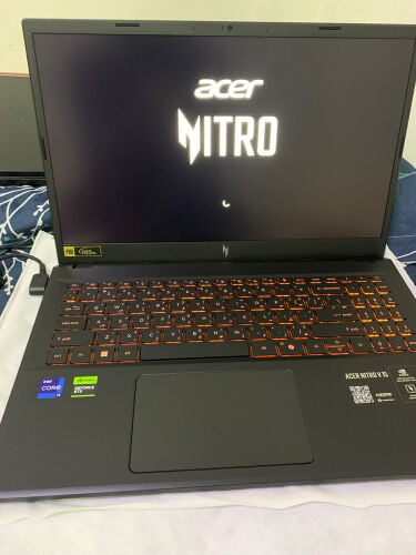 ACER NITRO V15