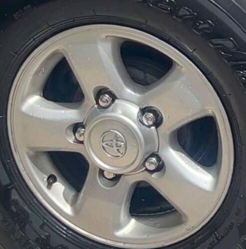 للبيع رنقات ٩٨ اصلية نضيفة