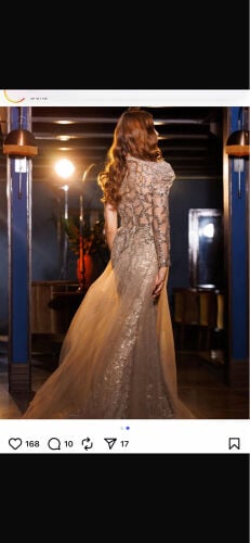   nice dress 