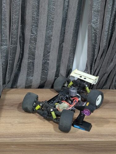 Nitro RC car