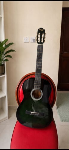 MR Classical Guitar – Black & Green