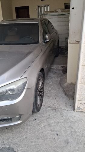 BMW 730