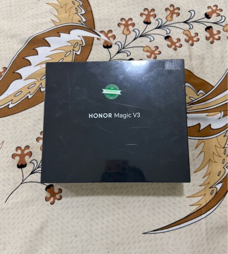 Honor Magic V3 512