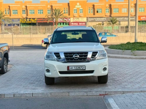 نيسان باترول بلاتينيوم 320 