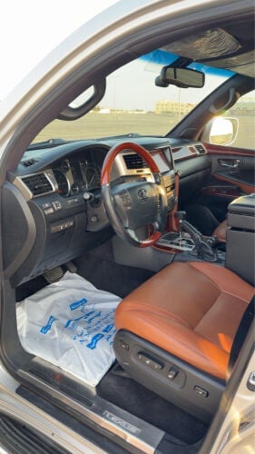 Lexus lx5.7s