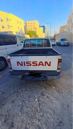 NISSAN PICK UP.  2015. for sale 