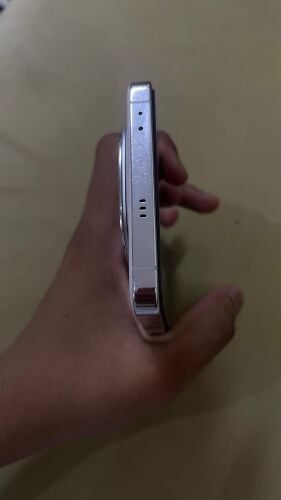 vivo iQOO 12