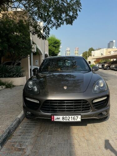 Porsche Cayenne Turbo w Warranty