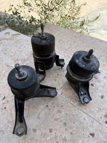     2013 Toyota Camry Engine Mounts