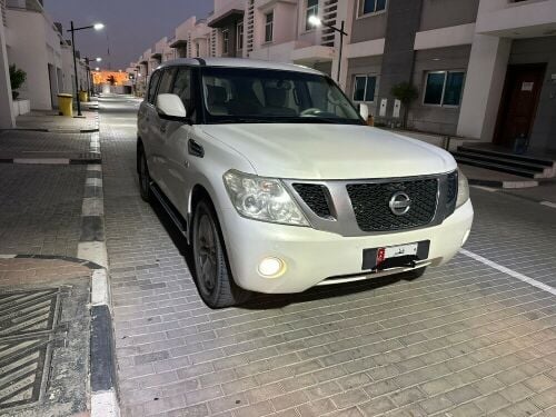 Nissan patrol SE