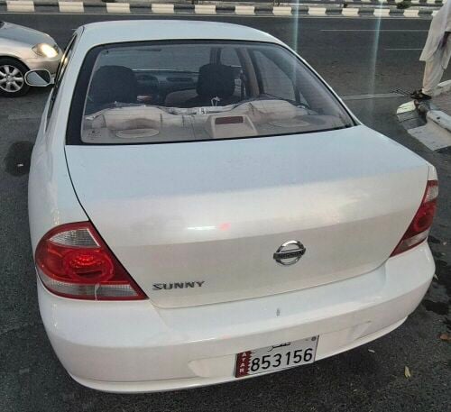 Nissan Sunny 2010
