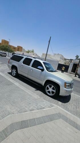 For sale: Tahoe Excel XL 4x4 2011