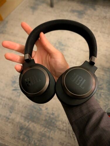 JBL LIVE 650BTNC - Urgent