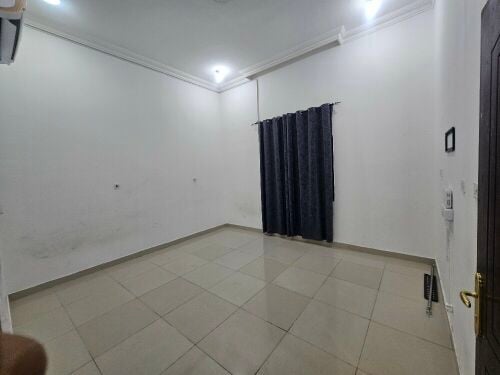Flat for rent in umm Alamad