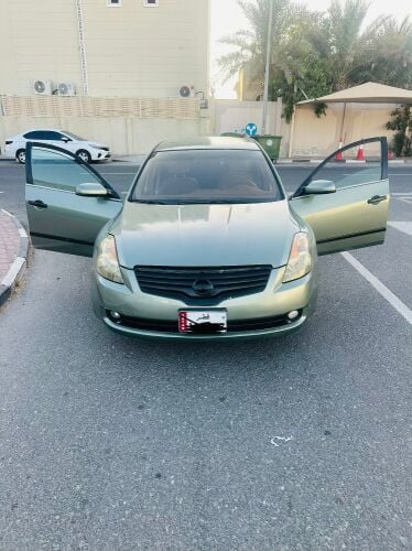 للبيع نيسان