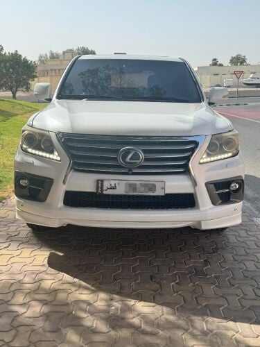 Lexus lx570 2013 for sale only