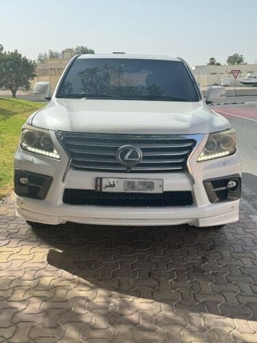 Lexus lx570 2013 for sale only