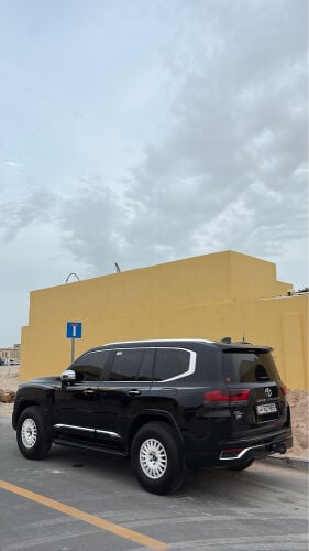للبيع