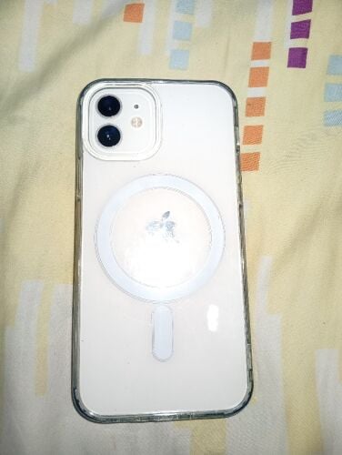 iphone 12 128gb ram