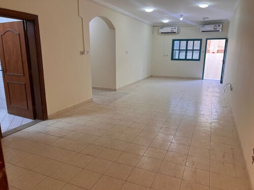 شقه ٣ غرف بالسد موقع مميز 