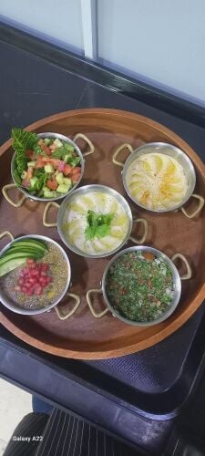 متوفر طباخين