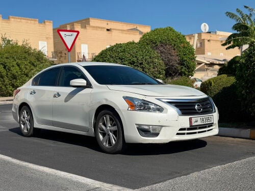 nissan altima 