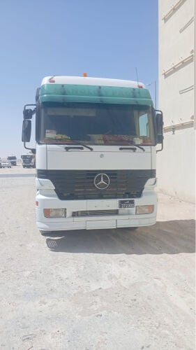 للبيع راس تريلا ومقطورة تنكر مجار