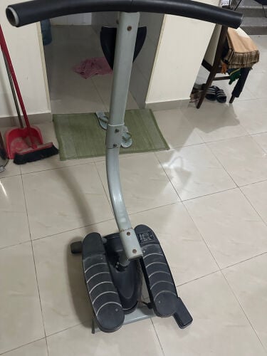 جهاز رياضى لحركه وسط الجسم