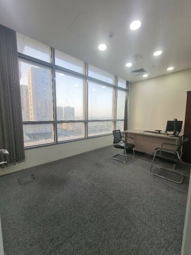 مكاتب للإيجار بزنس سنتر